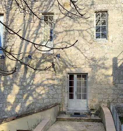 Cornemuse Cottage Une Maison Entiere De 100 M2 Avec Cuisine, Sejour Et Jardin Au Centre D'Issigeac Exterior photo