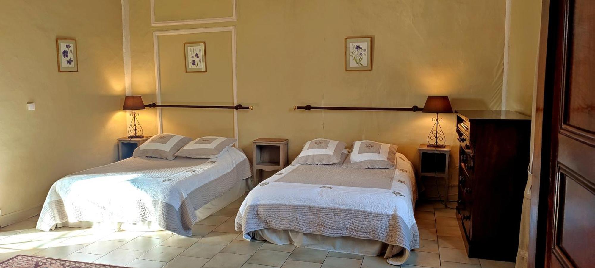 Holiday home Cornemuse Maison Entiere De 100 M2 Avec Cuisine, Sejour Et Jardin Au Centre D'issigeac Issigeac