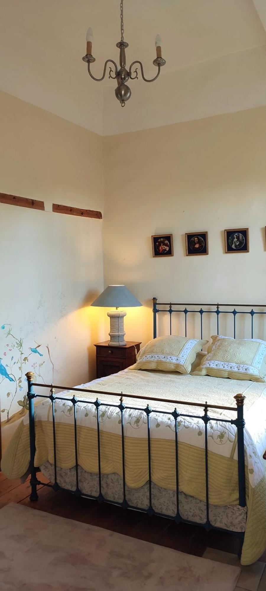 Cornemuse Maison Entiere De 100 M2 Avec Cuisine, Sejour Et Jardin Au Centre D'issigeac Issigeac