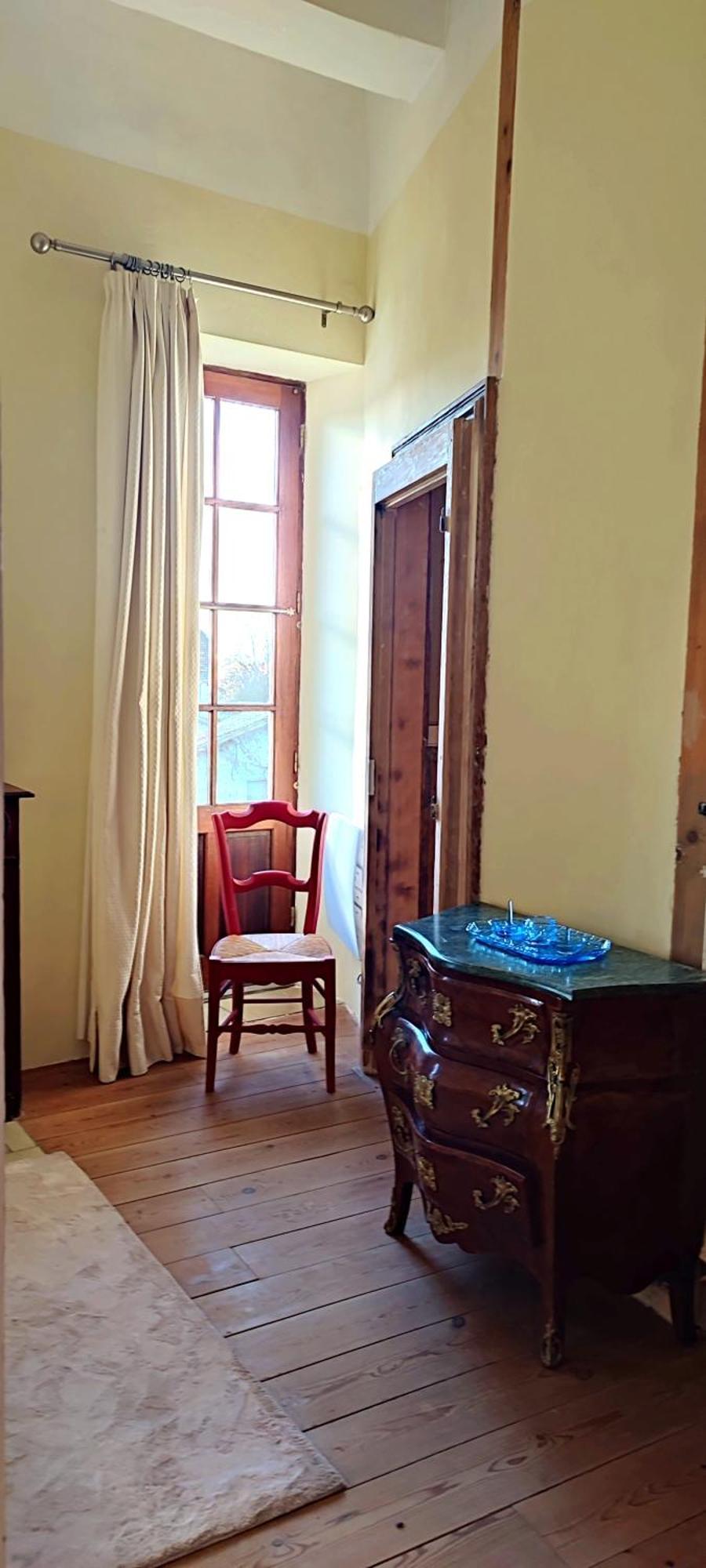 Cornemuse Maison Entiere De 100 M2 Avec Cuisine, Sejour Et Jardin Au Centre D'issigeac